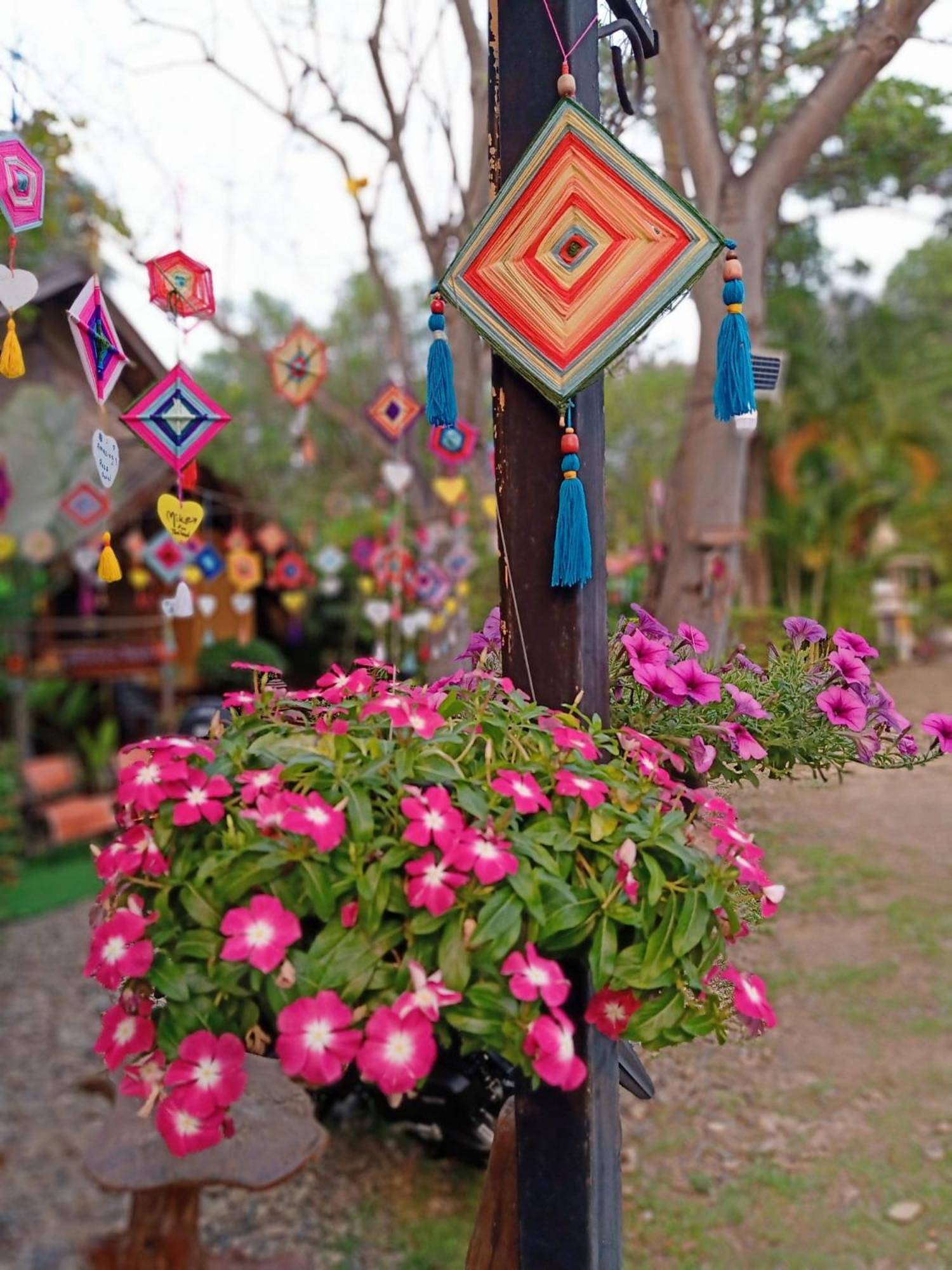 Pura Vida Pai Resort Exterior photo